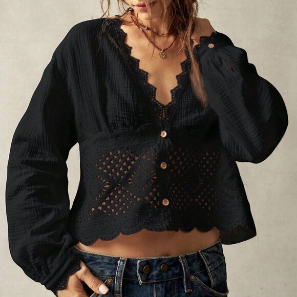 Black Casual Women's Woven V-Neck Lantern Sleeve Lace Trim Loose Fit Blouse - Picture 2 of 8